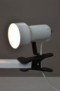 rlm5244b
